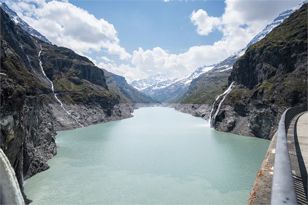 Visite du barrage de Mauvoisin