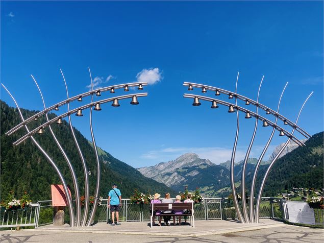 Châtel au son des cloches - JF Vuarand