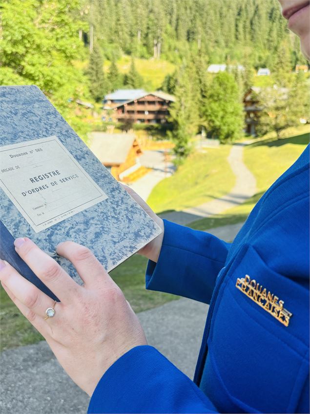 La Vieille Douane Recrute - L.Meyer - Châtel