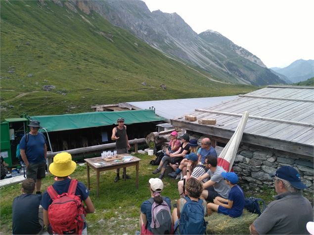 Rencontre sur l'alpage - SG-FACIM