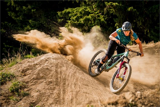 Ladies race by Bike Morzine
