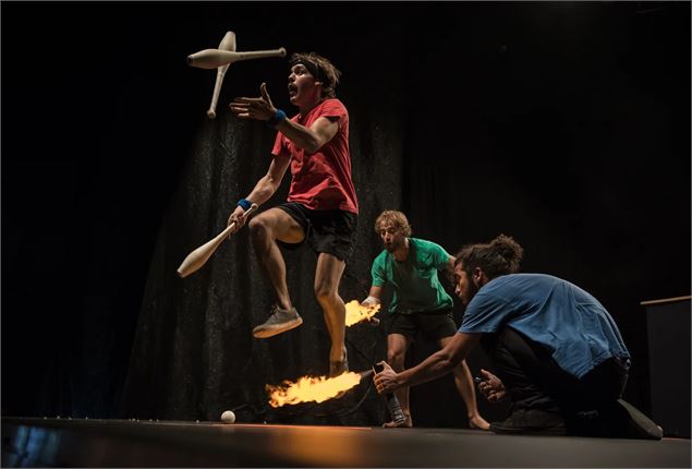 Piti Peta Hofen - Spectacle Est Dans La Rue_La Toussuire - LPM