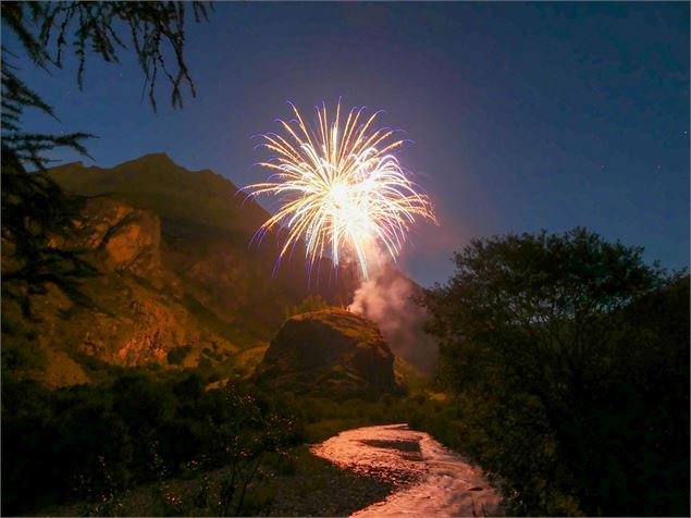 Feux d'artifice - M.Cécillon - OTHMV
