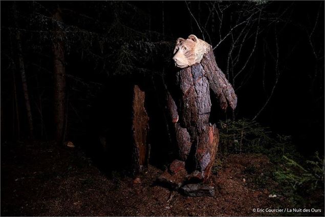 Ours sculpture - La Nuit des Ours