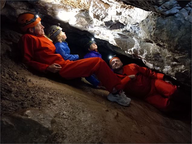 à la découverte de la grotte de Bange - DezOterra