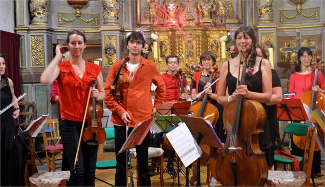 Ensemble COLCHIC - Association Art'scènes du Ponthurin
