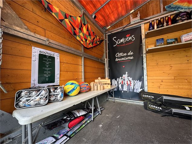Prêt de jeux de plein air aux Lacs aux Dames_Samoëns - Léo Minozzi