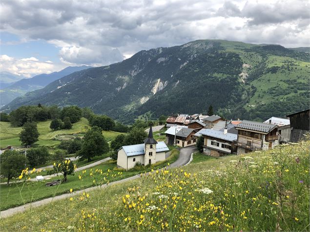 village promontoire de la Flachère, vallée des Belleville - DD-FF