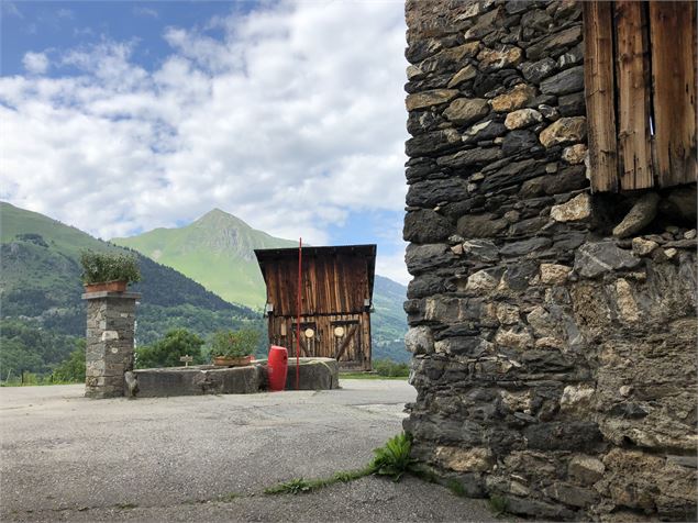 hameau de la Flachère, place centrale - DD-FF