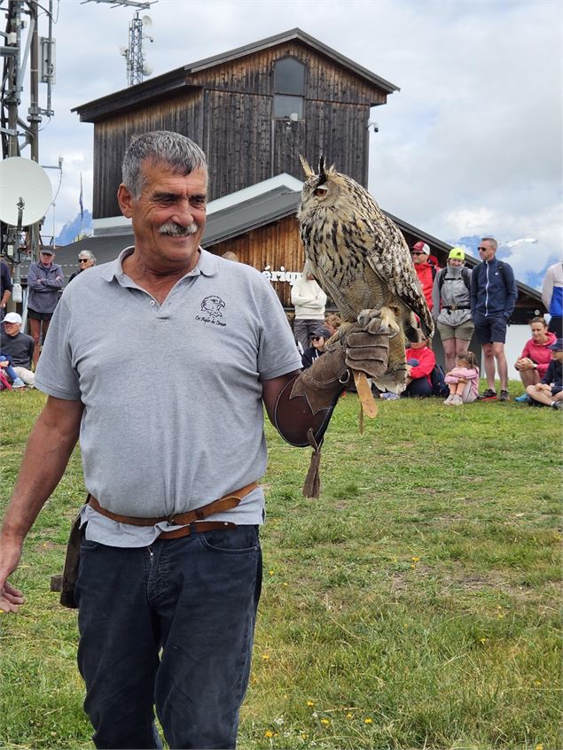 Les Aigles du Léman - Spectacle de rapaces - Megève Domaine Skiable