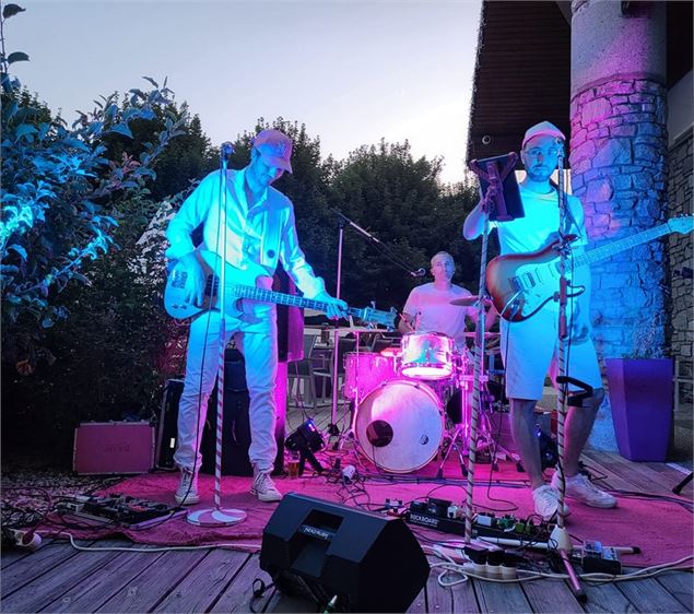 Concert I Sun7 live music_Montchavin-les-Coches - Up &go