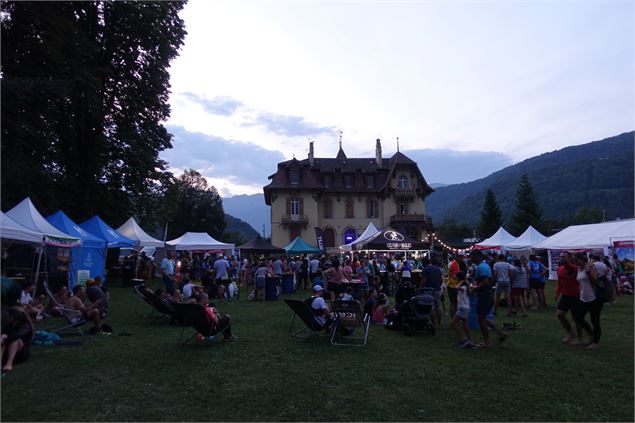 Village d'arrivée de l'Echappée Belle_Val-d'Arc - OT Porte de Maurienne