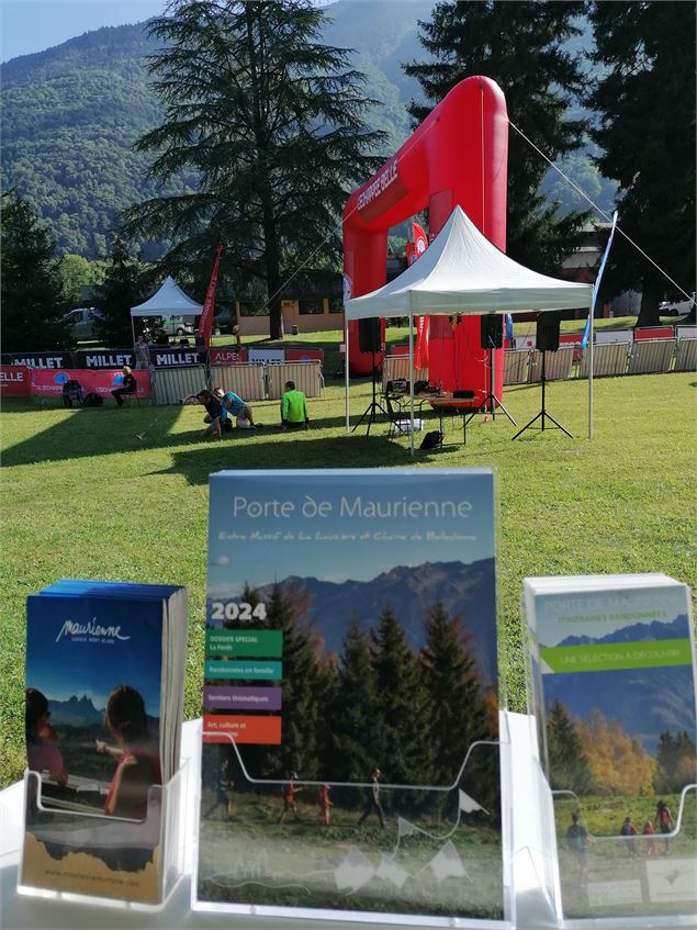 Village d'arrivée de l'Echappée Belle_Val-d'Arc - OT Porte de Maurienne