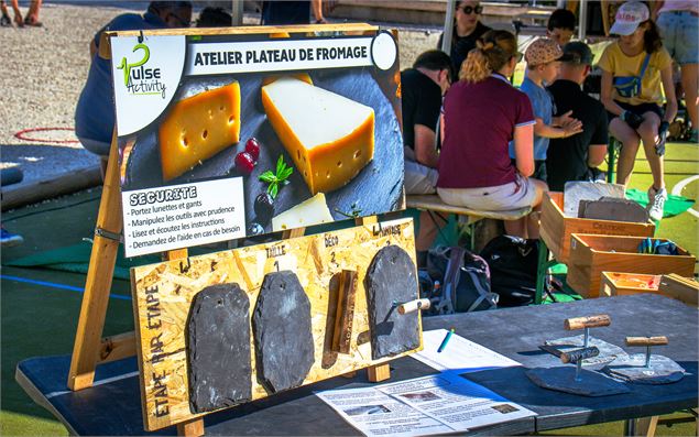 Atelier création d'un plateau de fromage - OT Flaine - C.Genard