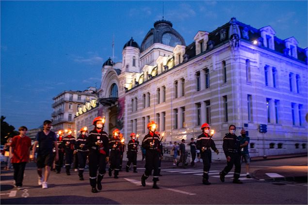 Retraite aux flambeaux - Evian Tourisme et Congrès