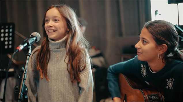 Groseille et Mandarine / Concert EMSAC - La dieselle compagnie