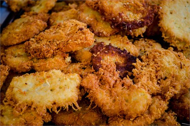 Beignets de pomme de terre - Office de Tourisme du Val d'Arly
