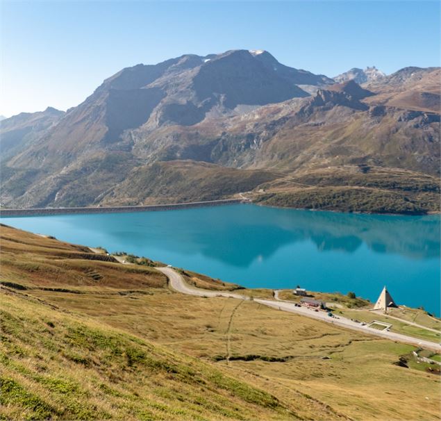 Le lac du Mont Cenis, son barrage et la Pyramide - DPT73