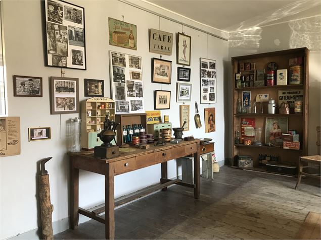Exposition sur les commerces et les boutiques d'autrefois - Maison du patrimoine