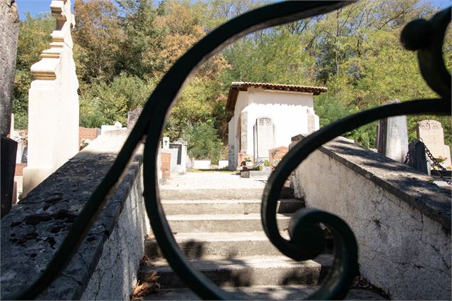 Visite libre de la Chapelle des Crues - M-Art Photographie