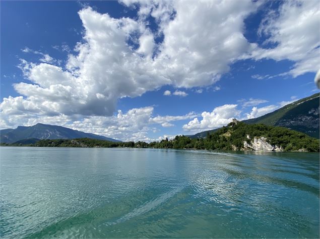 Croisière oenologique sur le Lac du Bourget - bateaucanal