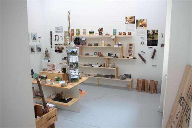 Centre d’art contemporain de Lacoux - Centre d’art contemporain de Lacoux