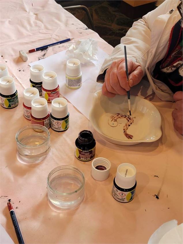 Atelier décor sur céramique - Bertille Favre