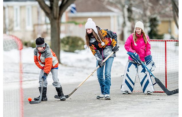 Initiation de Hockey_Combloux - pixabay