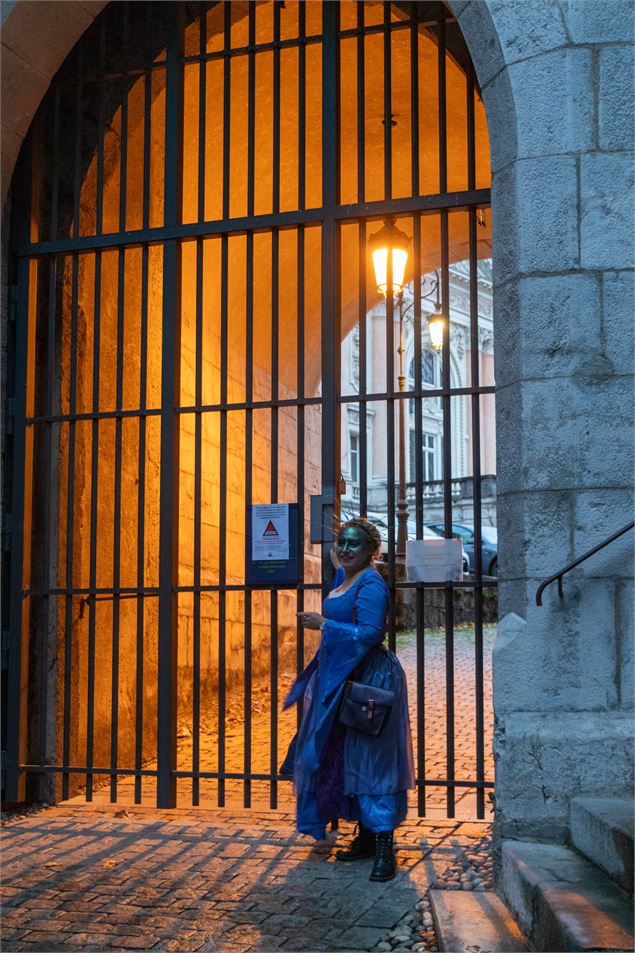 Visite guidée spéciale Halloween : Sombres présages_Chambéry - Nina Mabboux