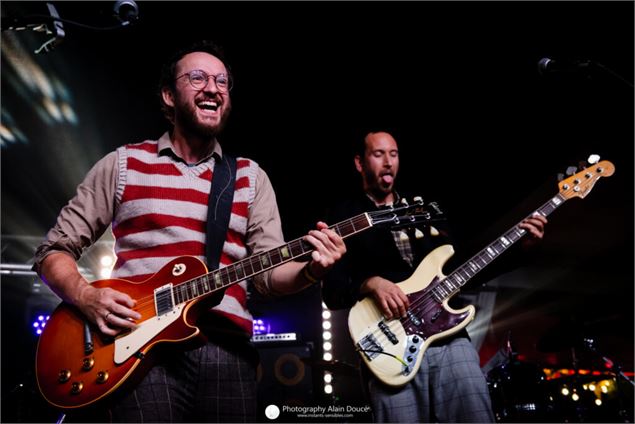 Descente aux flambeaux du nouvel an_Les Belleville