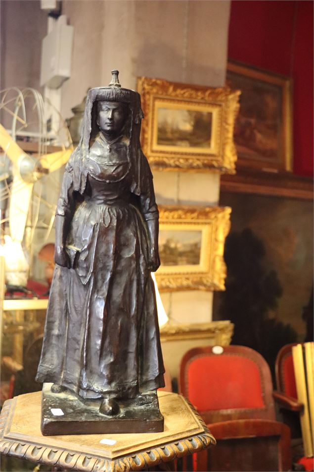 Dans les coulisses de l'Hôtel des ventes_Bourg-en-Bresse - ©OTGBA