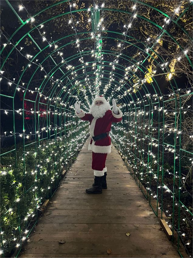 Le Château du Père Noël - Mlle Rouge