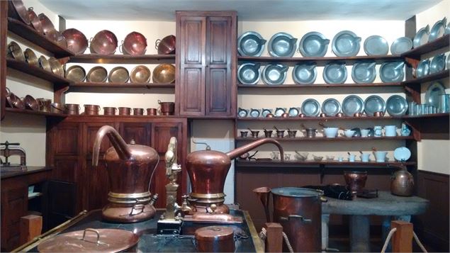 laboratoire apothicairerie©Vanessa Treney (51) - apo©A CZWIEKALA OTBBB (7)