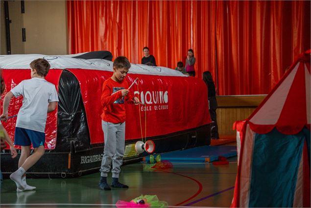 Univers du cirque_Val de Bagnes