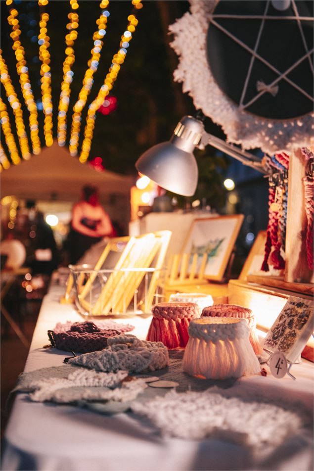 La Magie de l'hiver au Faubourg Montmélian - Clara Ferrand