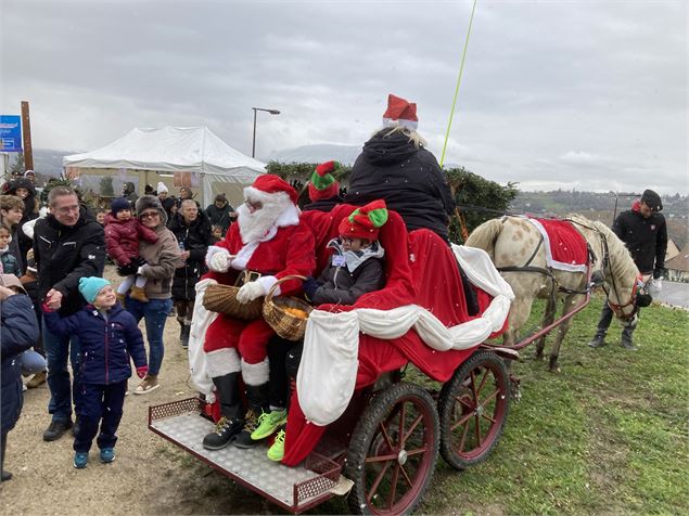 Marché de Noël_Cranves-Sales - Cranves-Sales