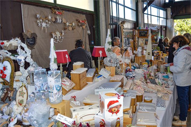 Marché du Père Noël 2022 - Ville de La Motte-Servolex