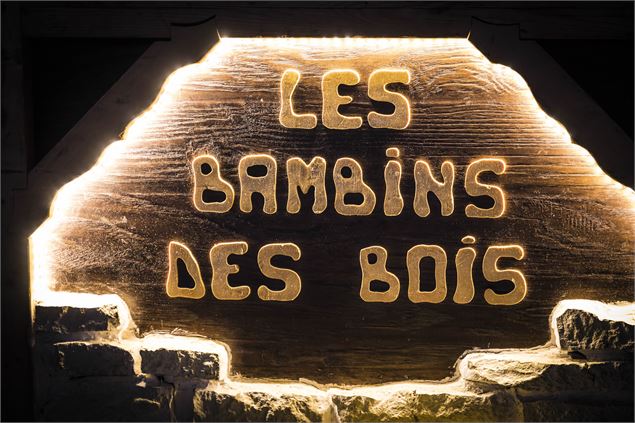 Atelier bois - Alpcat.Medias-Le Grand-Bornand