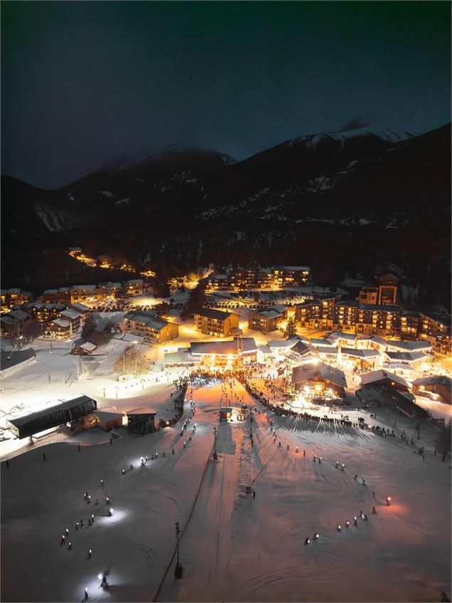 Descente aux flambeaux - OTHMV-Gwen Lavila