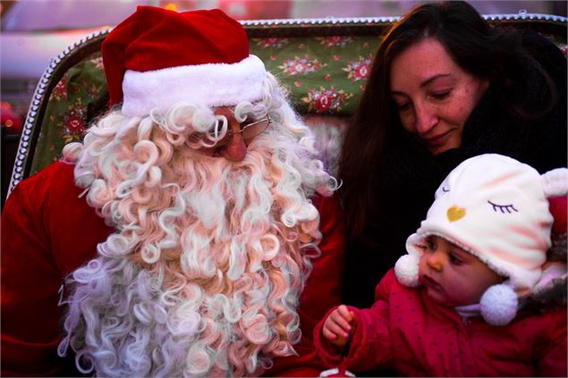 Balade en calèche avec le Père-Noël - OT Combloux