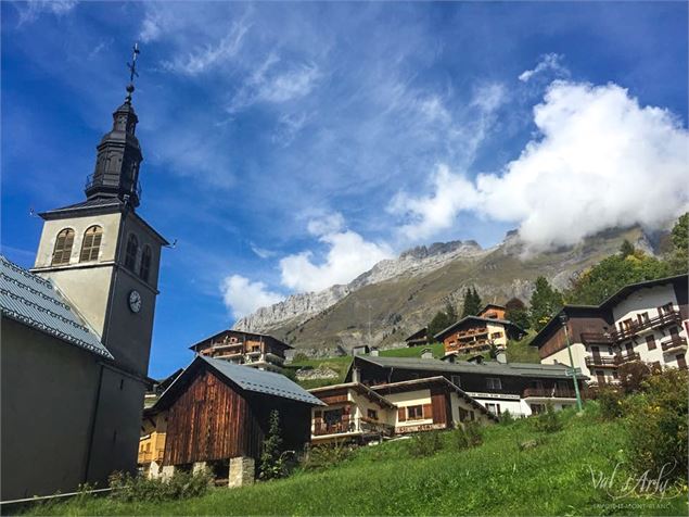 Village de la Giettaz en Aravis - Office de Tourisme du Val d'Arly