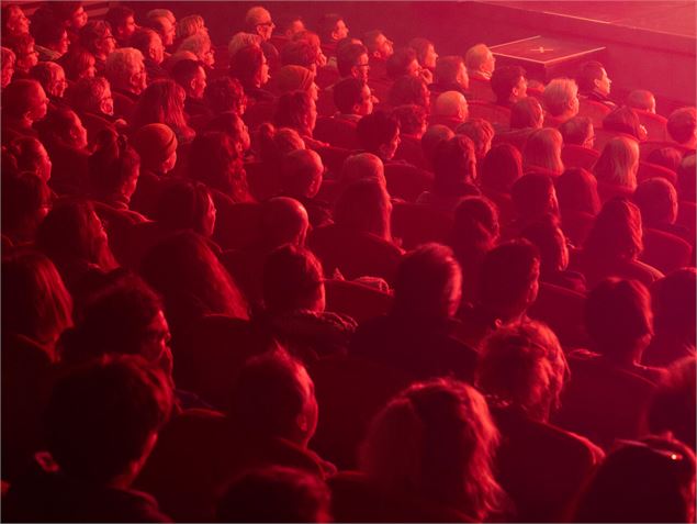 Le public lors d'un spectacle à l'auditorium - OTHMV
