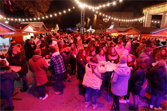 Noël à Sallanches : Le Village_Sallanches - Bernard Benavente