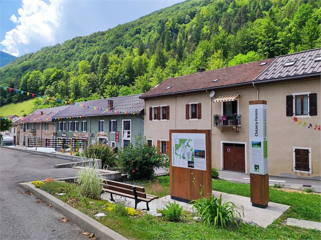 Centre village de Chézery - ©Paysdegexmontsjura