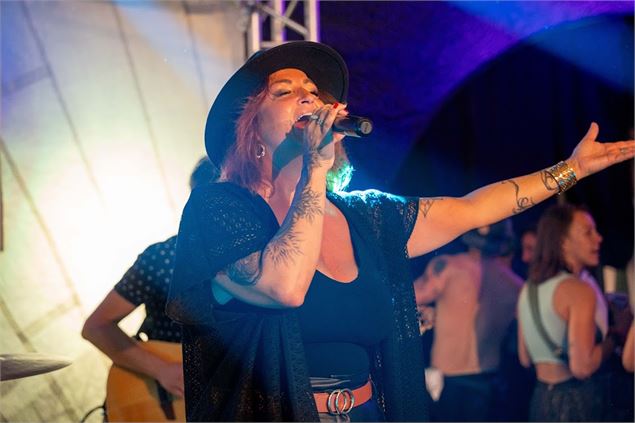 Concert Djette et Julien_Annecy - © Studio CC