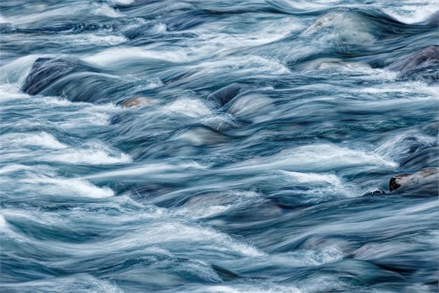 Ondulations du Giffre à Marignier - l'eau dans tous ses états - David Carpano