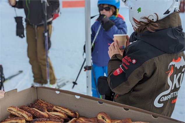 Ouverture de la station - petit déjeuner offert_Manigod - OT Manigod