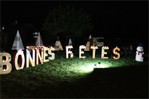 illuminations à la bougie à St-Sorlin-en-Bugey - Sabrina Megani