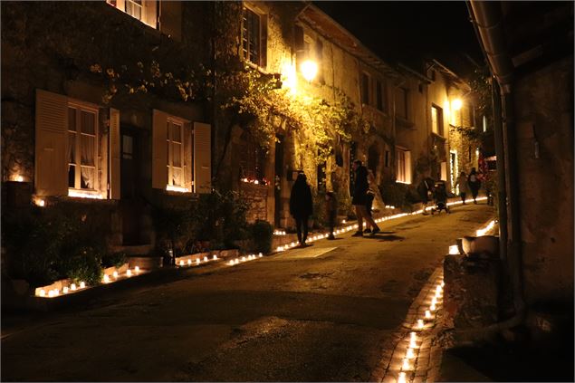 illuminations à la bougie à St-Sorlin-en-Bugey - Sabrina Megani