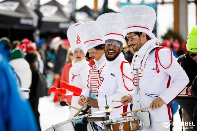 Déambulation : Les Elégants_Les Carroz-d'Arâches